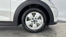 MINI Hatchback 1.5 Cooper Classic 5dr Auto Petrol Hatchback